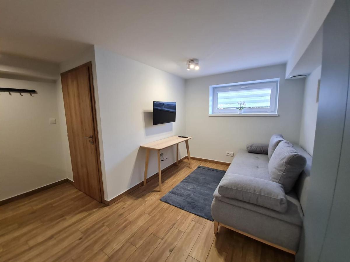 Apartament Laki18 Wadowice Buitenkant foto